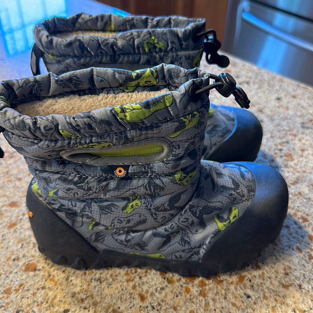 Boys Bogs, excellent condition